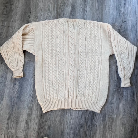 Blarney Woolen Mills Pure New Wool Knit Cream Sweater Cardigan, Size Medium - Picture 9 of 11